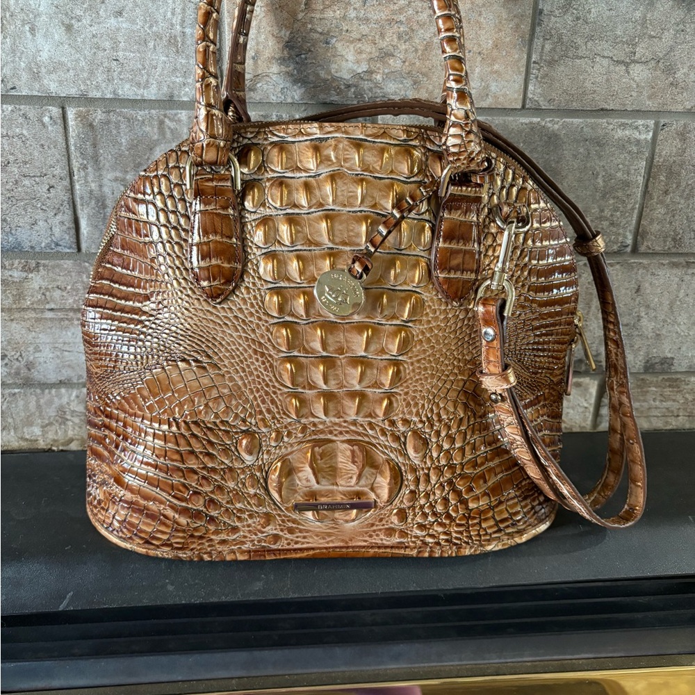 NWT Brahmin Georgina Saddle Melbourne